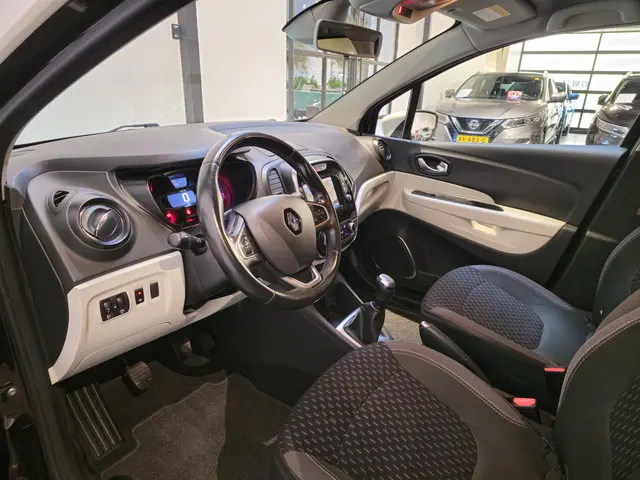 Renault Captur 0.9 TCe Intens Two-Tone 2018 Benzine 13