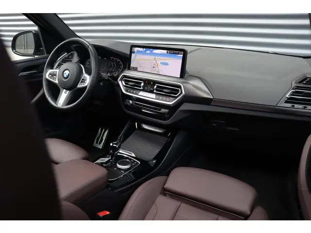 BMW X3 xDrive20i 2023 Benzine 17