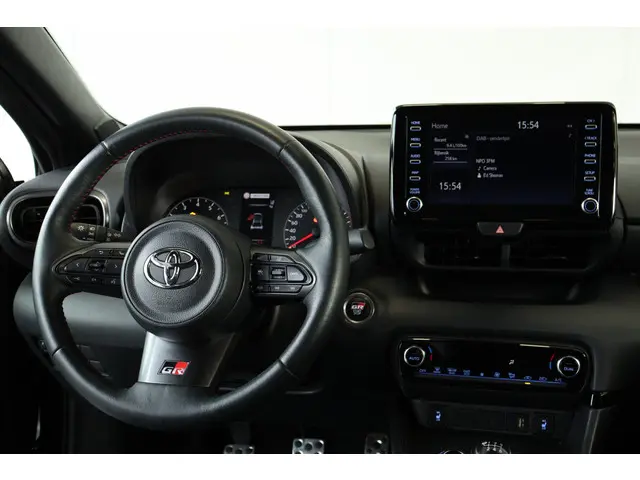 Toyota Yaris 1.6 GR Premium, 1ste eigenaar 2022 Benzine 40