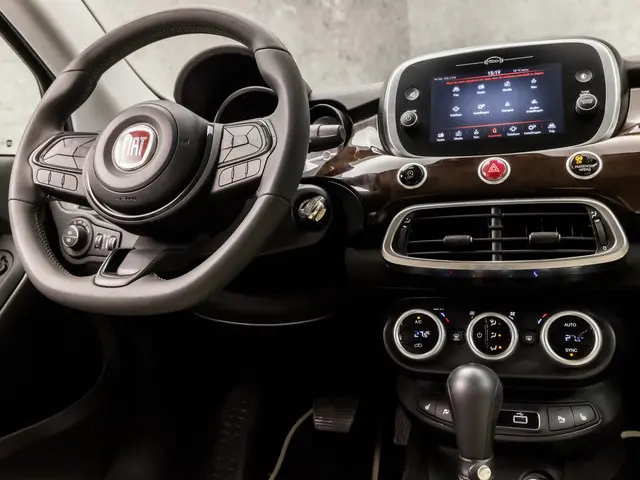Fiat 500X 1.3 GSE Yacht Club Capri 2022 Benzine 7