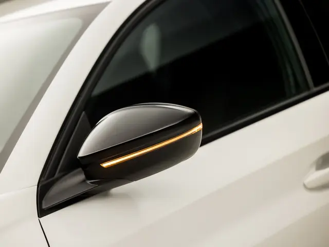 Peugeot 208 1.2 PureTech Allure Pack Sport 2023 Benzine 32