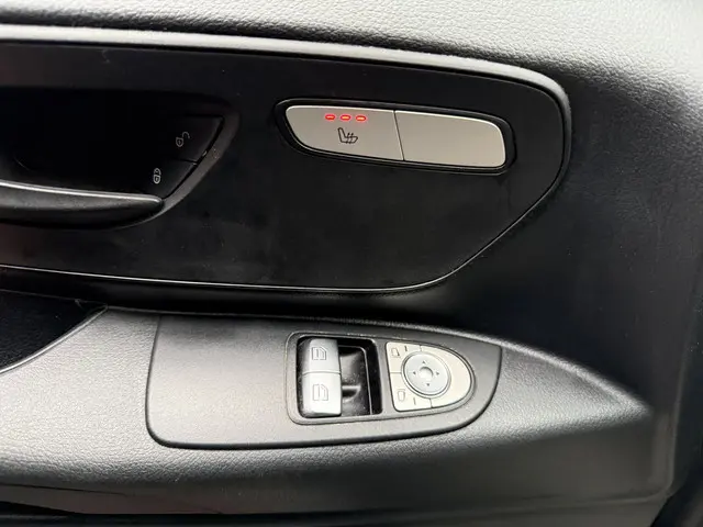 Mercedes-Benz Vito 116 2.1 CDI 2021 Diesel 25