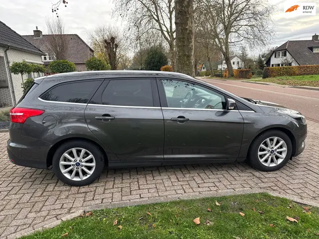 Ford Focus Wagon 1.0 Titanium 2017 Benzine