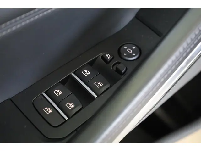 BMW X6 xDrive40i 2020 Benzine 24