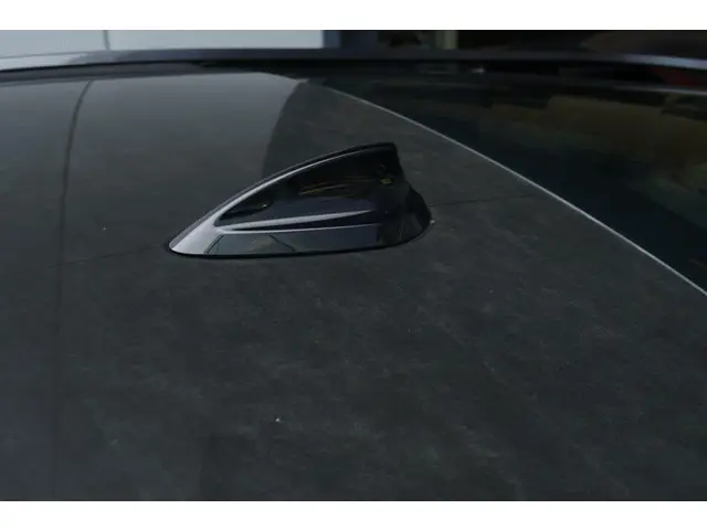 BMW i8 1.5 2015 Hybride Benzine 10