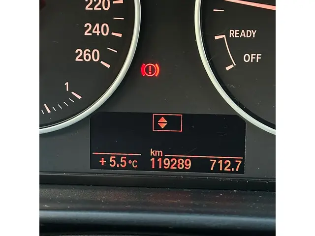 BMW 1 Serie 114i EDE Business 2013 Benzine 13