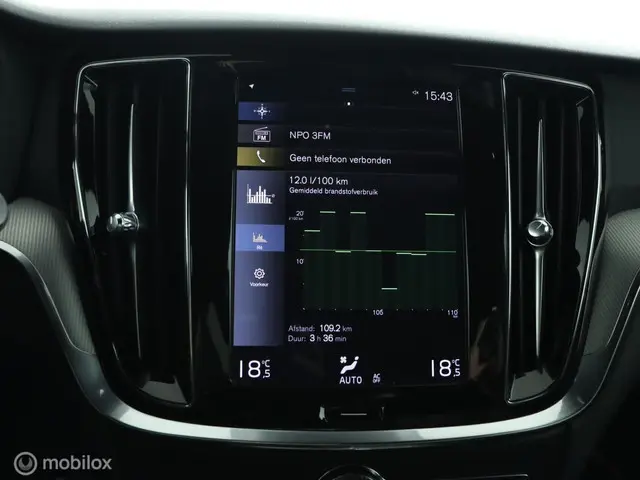 Volvo V60 2.0 T4 R-Design / polestar 211pk 2019 Benzine 26