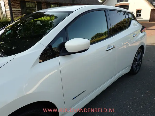 Nissan Leaf E+ N-Connecta 62kWh 2019 Elektrisch 33