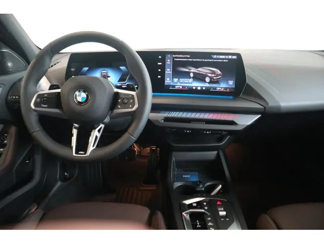 BMW 1 Serie 5-deurs 123 xDrive 2025 Benzine 10