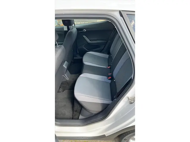SEAT Arona 1.0 TSI Style 83000 km BTW auto 2021 Benzine 18