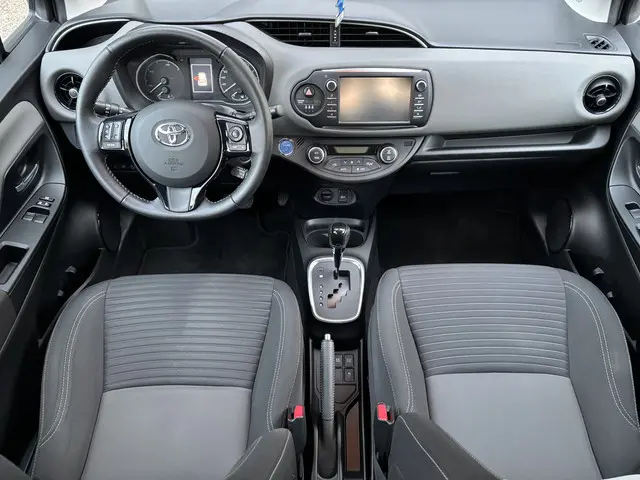 Toyota Yaris 1.5 Hybrid Dynamic 2019 Hybride Benzine 15