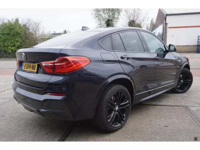 BMW X4 2