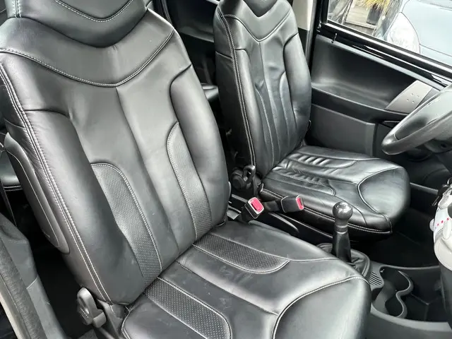 Peugeot 107 1.0 EXCLUSIVE NL-AUTO-NAP 2014 Benzine 16