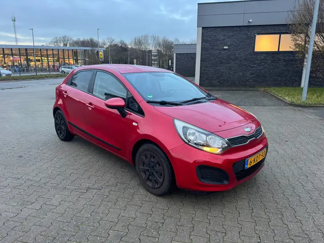 Kia Rio 1.2 CVVT Comfort Pack 2013 Benzine 2