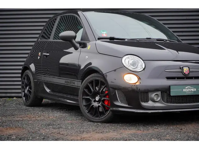 Fiat 500 1.4 T-Jet Abarth Competizione 2015 Benzine 26