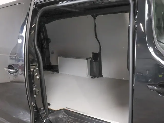 Peugeot Expert 145pk L3 Automaat 2024 Diesel 32