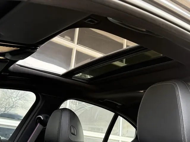 BMW 3 Serie 320i 2021 Benzine 16