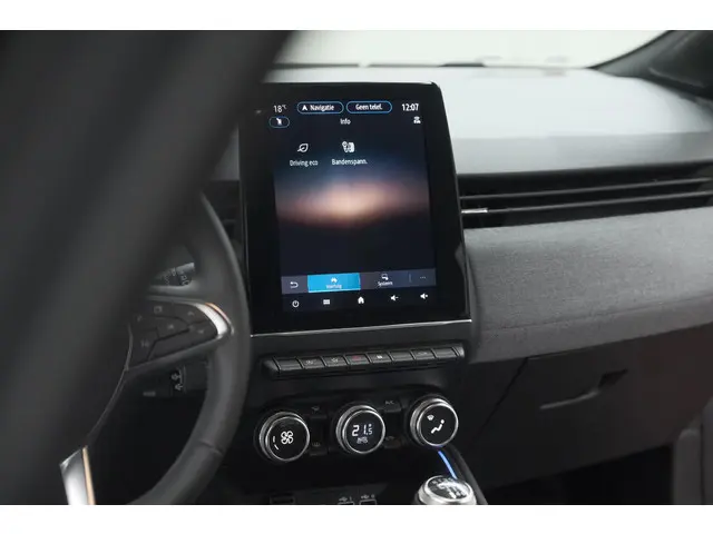 Renault Clio TCe 90 GPF techno 2025 Benzine 57