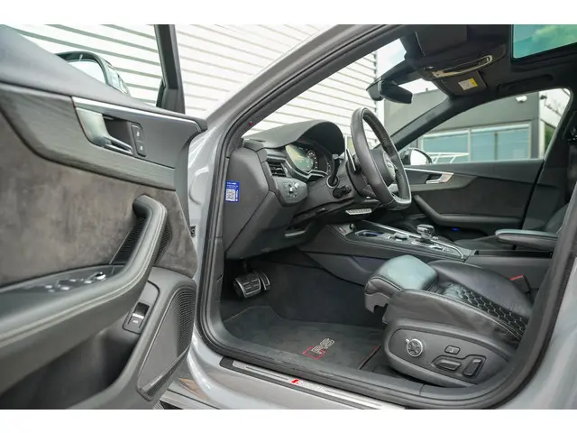 Audi RS4 A4 Avant 2.9 TFSI quattro 2018 Benzine 6