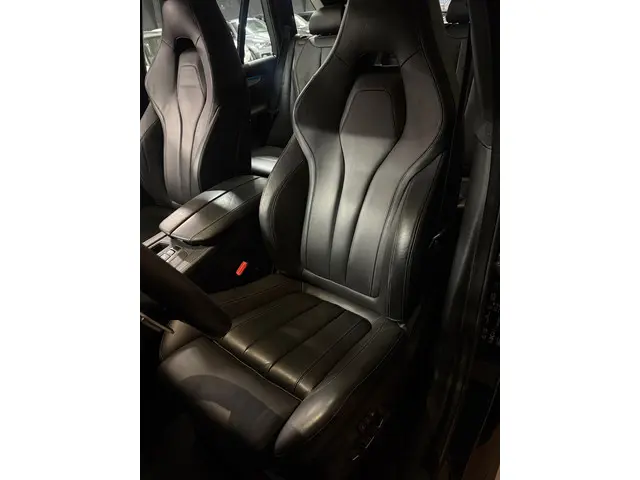 BMW X5 M - Nwe motor BMW dealer onderhouden 2016 Benzine 24
