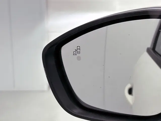 Fiat 600 1.2 Hybrid Bicolore 2024 Benzine 27