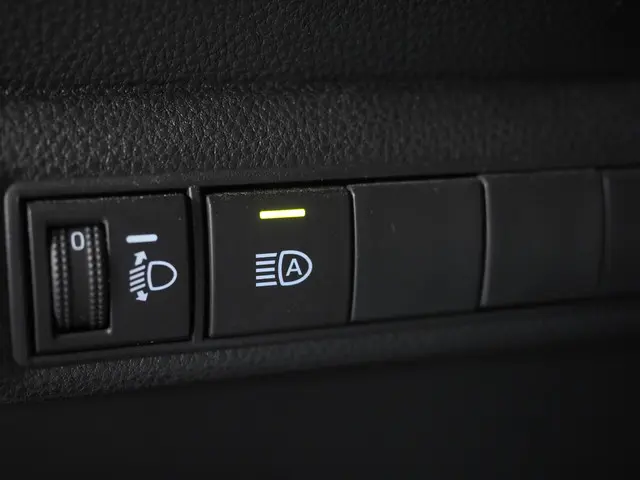 Toyota Corolla 2.0 Hybrid Executive 2019 Hybride Benzine 11