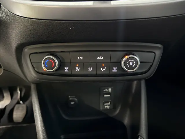 Opel Crossland X 1.2 Turbo Online Edition 2018 Benzine 9