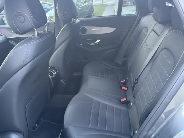 Mercedes-Benz EQC 400 4MATIC AMG 2021 Elektrisch 12