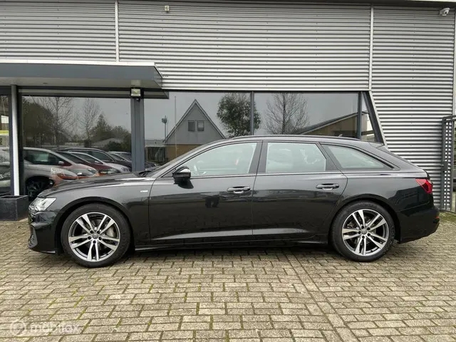 Audi A6 Avant 45 TFSI 3x S-Line Black Optic 2019 Benzine 4