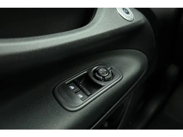 Fiat 500 1.0 Hybrid Torino Launch Edition 2026 Benzine 15