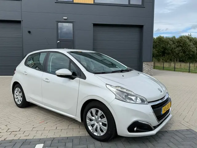 Peugeot 208 1.2 PureTech Blue Lion 2017 Benzine