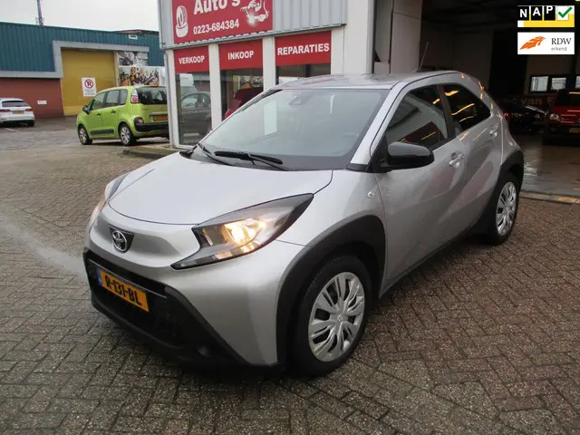 Toyota Aygo X 1.0 VVT-i MT Play 2022 Benzine