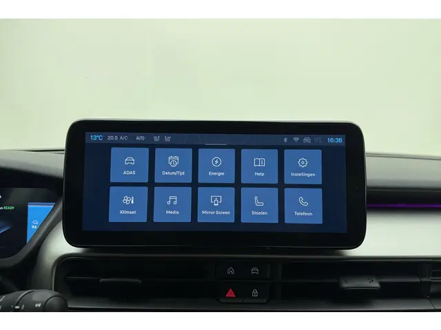 Jeep Avenger Summit 54 kWh 2024 Elektrisch 24