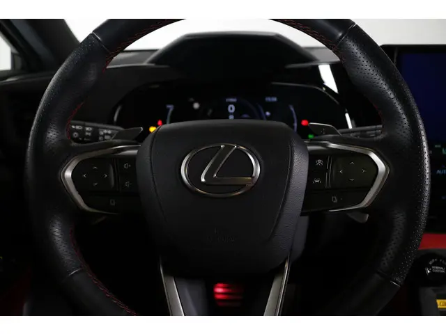 Lexus NX 450h+ AWD F SPORT Line 2024 Hybride Benzine 22