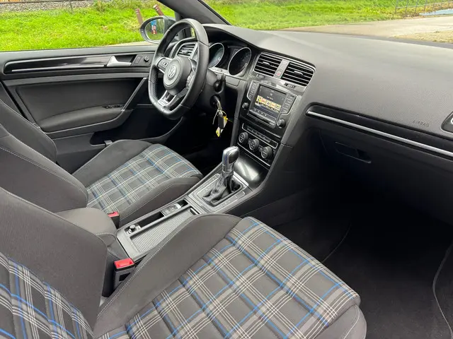 Volkswagen Golf 1.4 TSI GTE 2016 Hybride Benzine 5