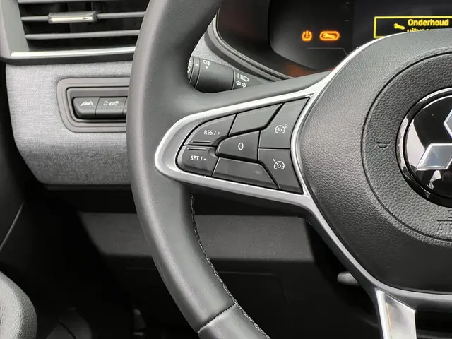 Mitsubishi Colt 1.0T MT Intense 2024 Benzine 19