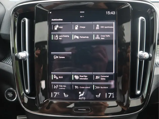 Volvo XC40 1.5 T5 Recharge 2021 Hybride Benzine 44