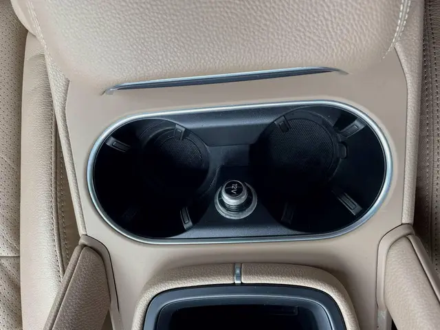 Porsche Cayenne 3.0 E-Hybrid 2021 Hybride Benzine 40