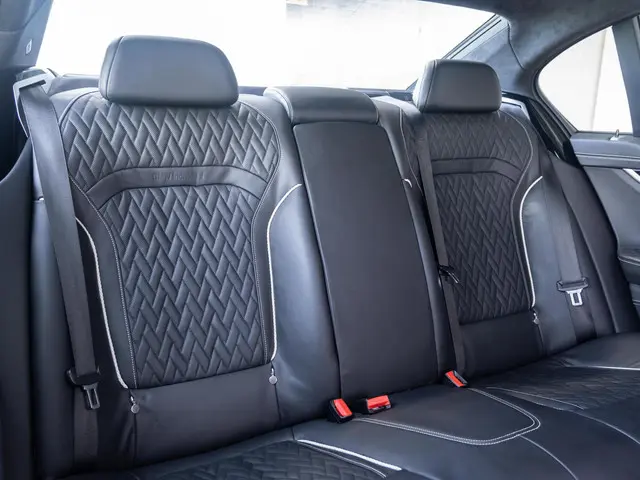 BMW 7 Serie Sedan 745e 2020 Hybride Benzine 11