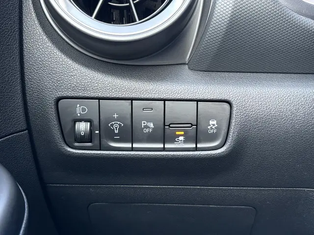 Hyundai Kona Electric Comfort 64 kWh 2023 Elektrisch 26