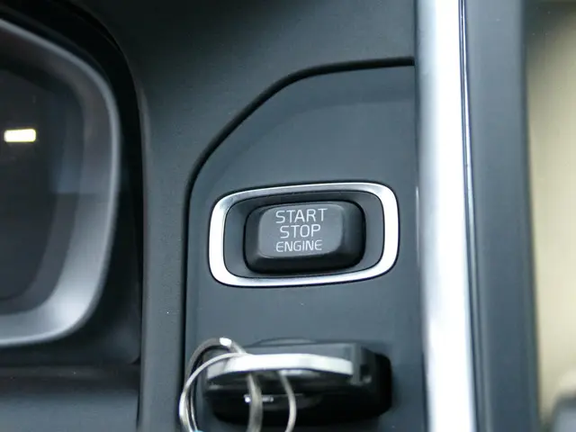 Volvo XC60 2.0 T5 FWD Ocean Race 2015 Benzine 23