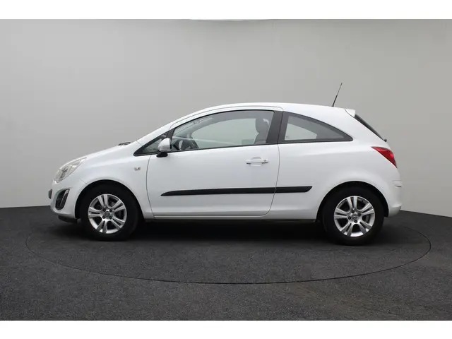 Opel Corsa 1.4-16V Design Edition 2013 Benzine 5