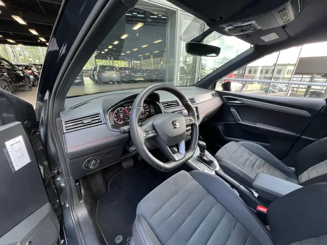 SEAT Arona 1.0 TSI FR Limited Edition 2020 Benzine 26