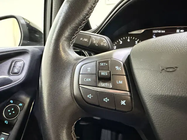 Ford Fiesta HB 1.0 EcoBoost Titanium 2018 Benzine 22