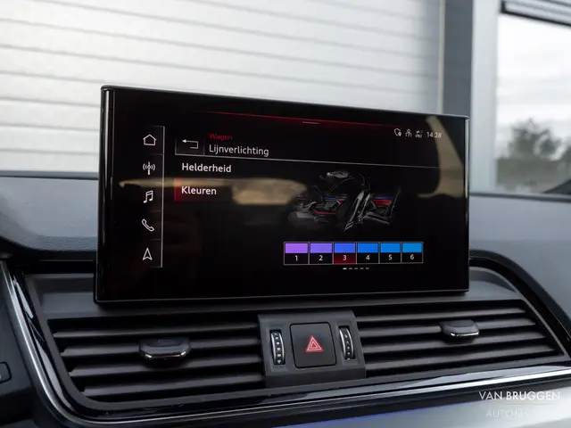 Audi Q5 55 TFSI e quattro S-Line 2022 Hybride Benzine 34