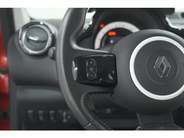 Renault Twingo SCe 70 Intens 2019 Benzine 30
