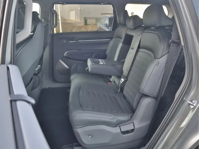 Kia EV9 Plus 99.8 kWh RWD 2026 Elektrisch 23