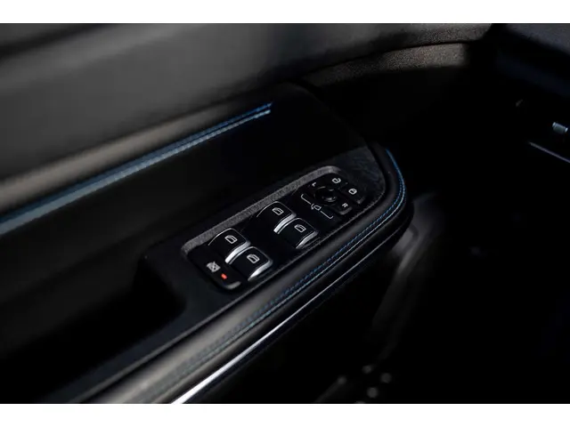 Lynk & Co 01 1.5 2023 Hybride Benzine 17