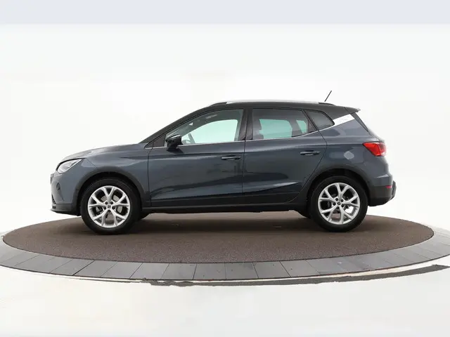 SEAT Arona 1.0 TSI 110pk FR 2021 Benzine 9
