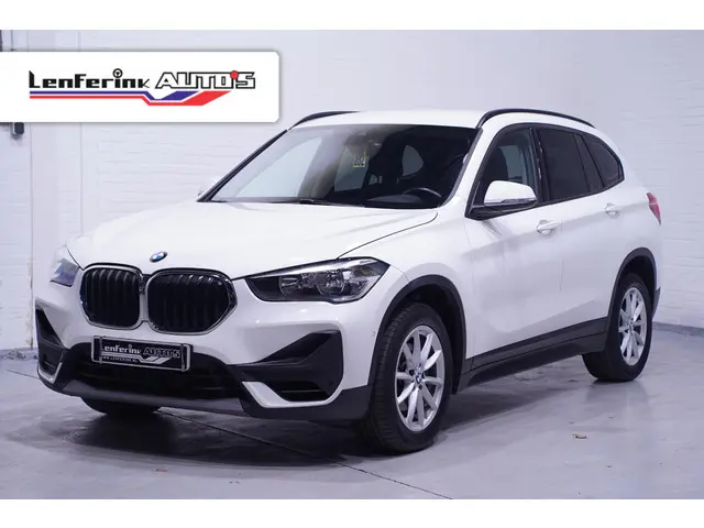 BMW X1 sDrive18i Edition 2019 Benzine 1